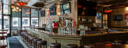 12 Chicago Sports Bars That Also Serve Good Food