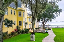 7 Historic Florida Hotels Everyone Should Stay at Once