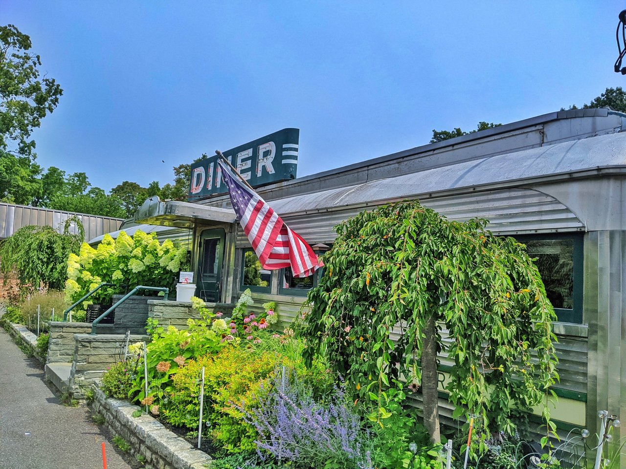 Historic Village Diner Diner Restaurant in Red Hook, NY