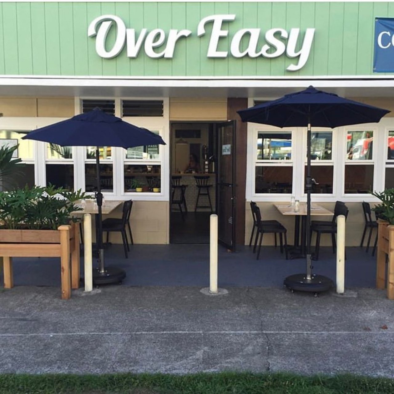 Over Easy American Restaurant in Kailua, HI The Vendry