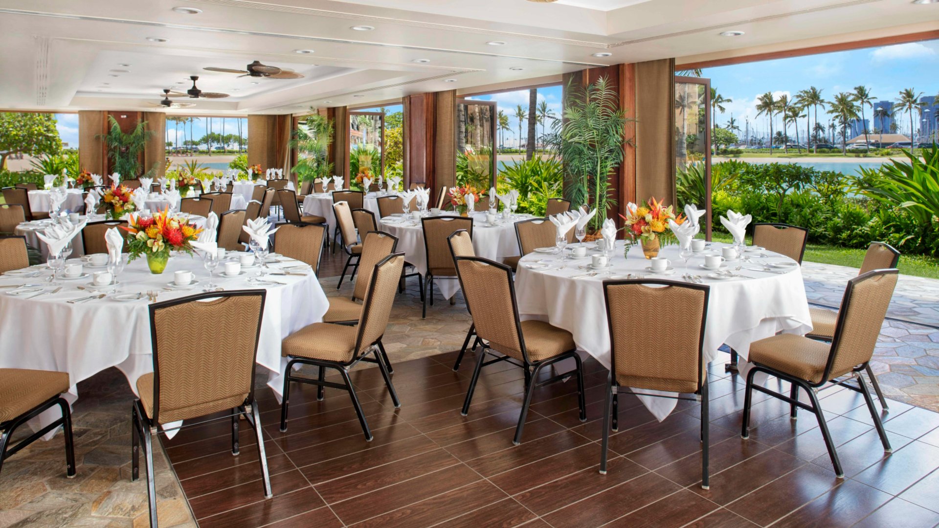 Rainbow Suite at Hilton Hawaiian Village Waikiki Beach Resort