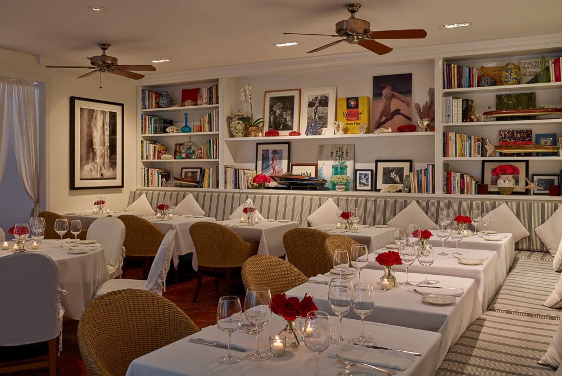 the-library-at-casa-tua-restaurant-in-in-miami-beach-fl-the-vendry