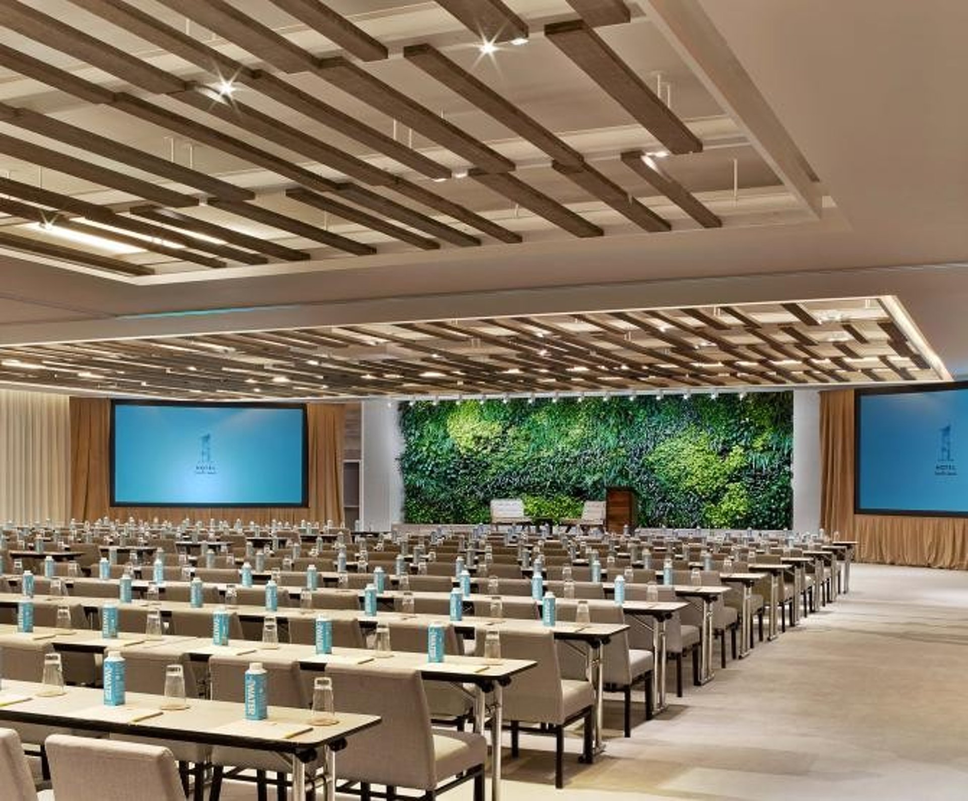 1 hotel south beach meeting space