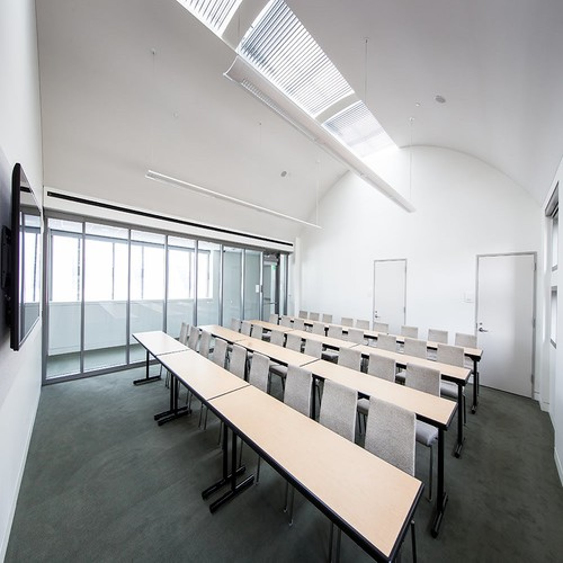 Herscher Hall Classroom 305 At Skirball Cultural Center - Event Space 