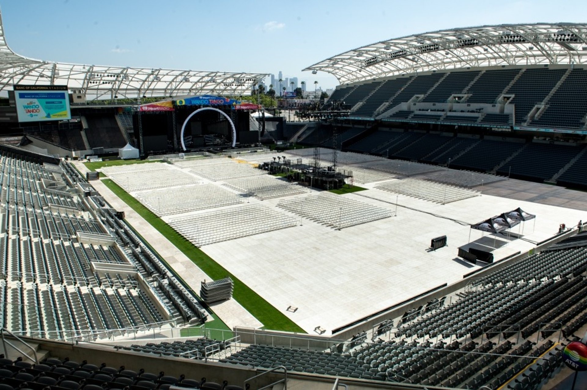 Banc of California Stadium - Stadium in Los Angeles, CA | The Vendry