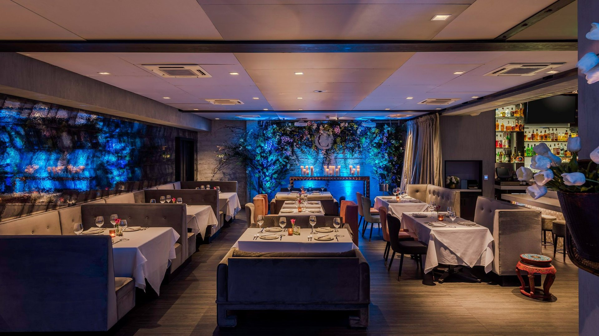 Jasmine Room At Crustacean Beverly Hills - Restaurant In In Beverly ...