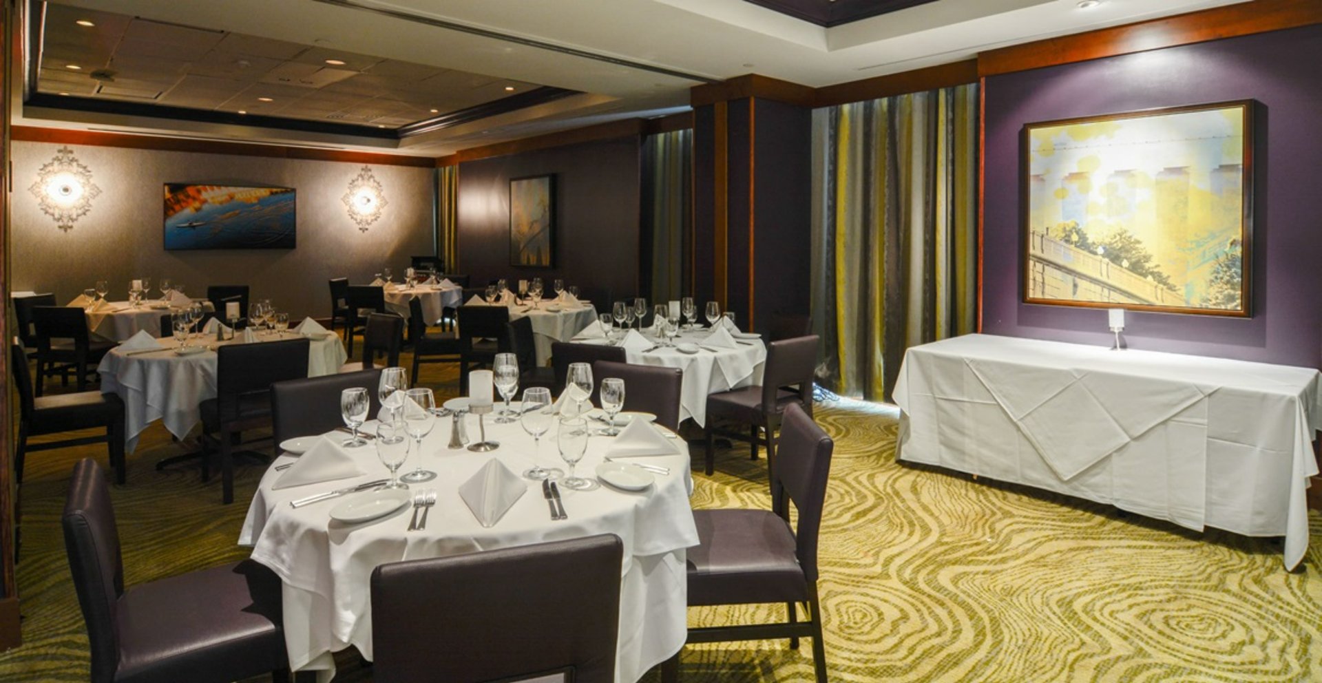 Monticello/Cardinal Rooms at Ruth's Chris Steak House - Tyson's Corner ...