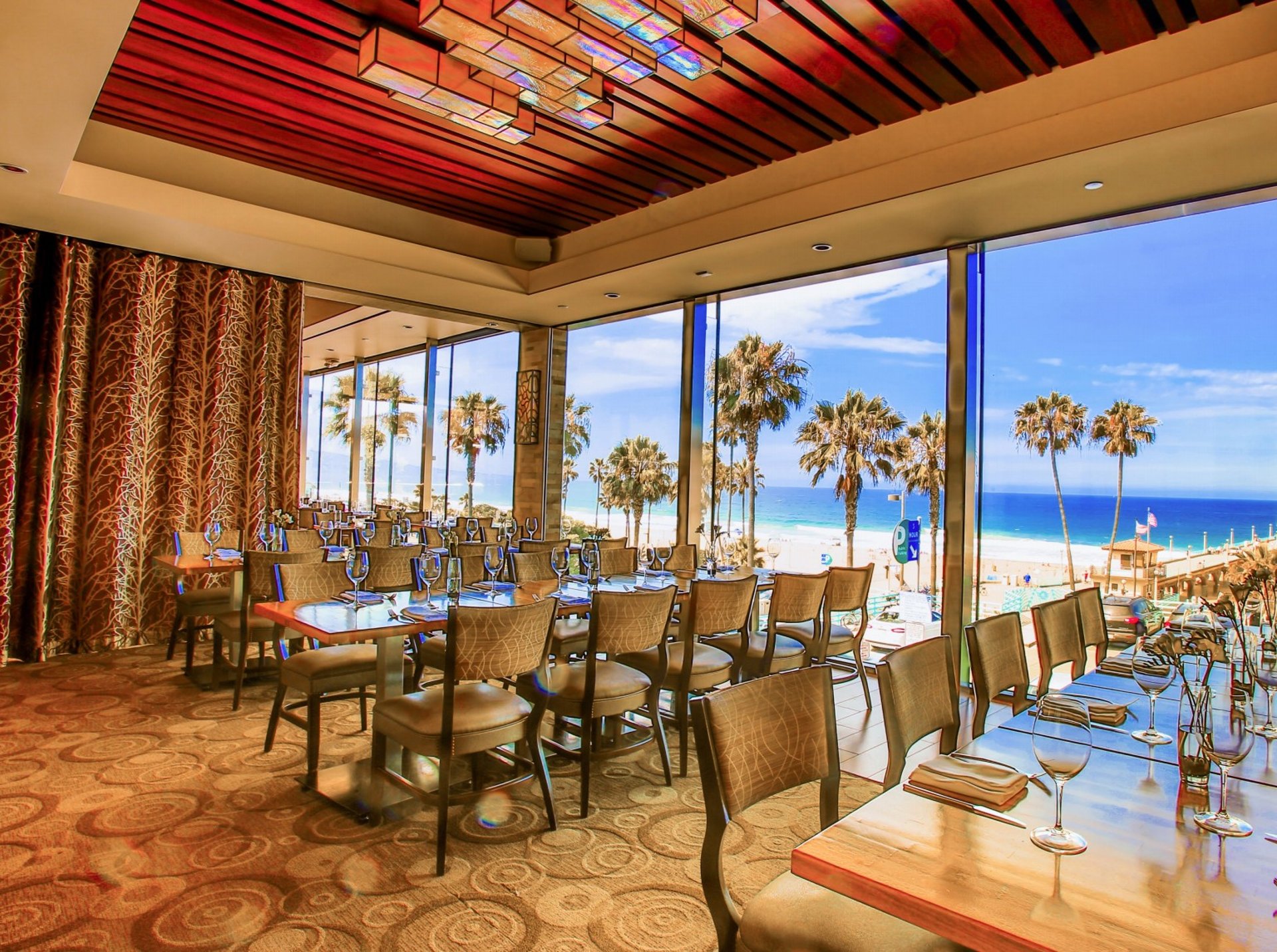 private-dining-room-at-the-strand-house-restaurant-in-in-manhattan