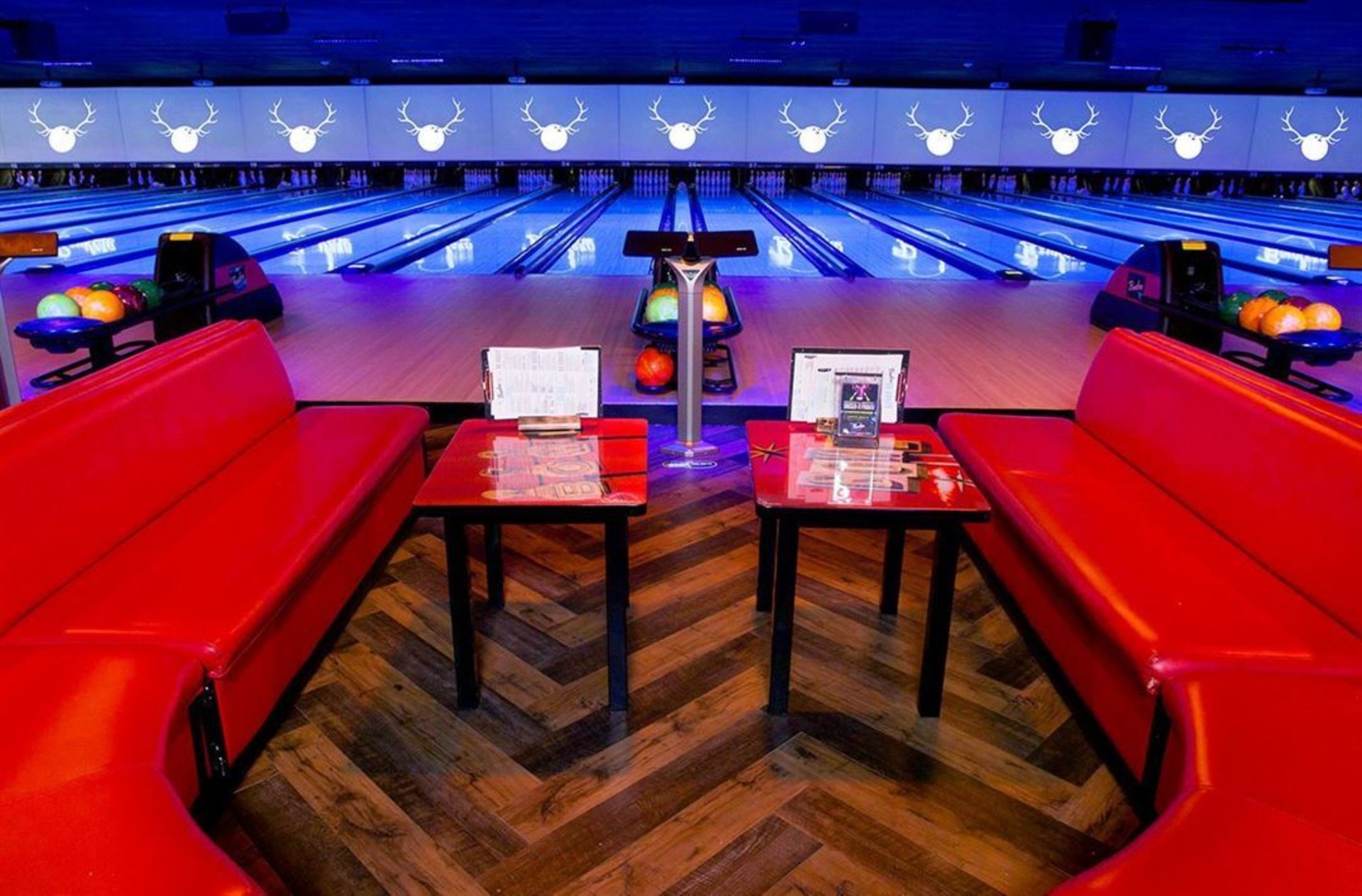 bowlero-cary-event-space-in-cary-nc-the-vendry