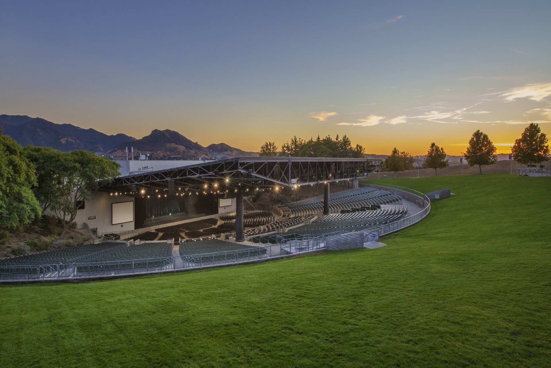 Concord Pavilion - Performance Space in Concord, CA | The Vendry