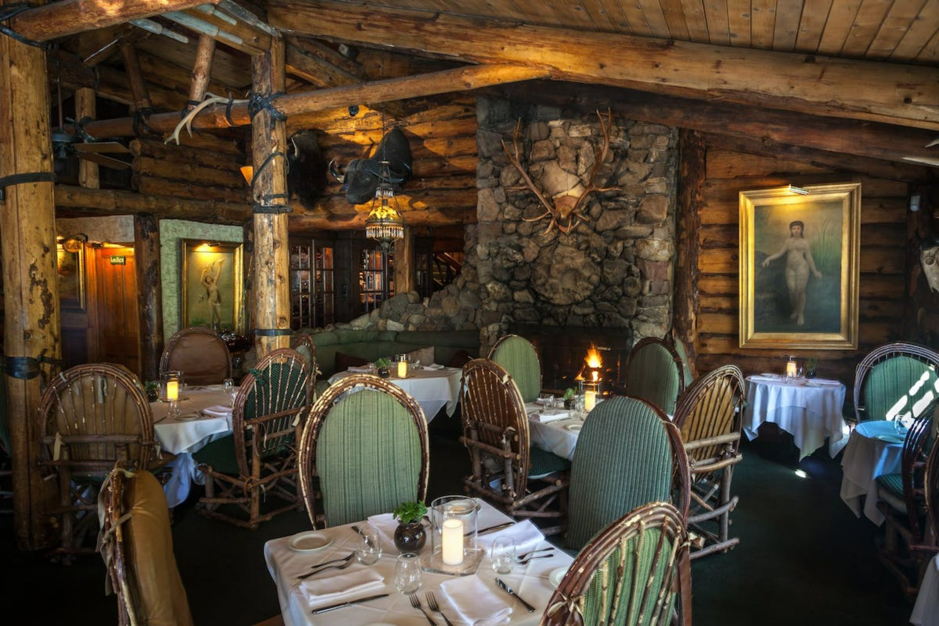 Saddle Peak Lodge The Main Dining Room Restaurant In Calabasas Ca The Vendry 6273