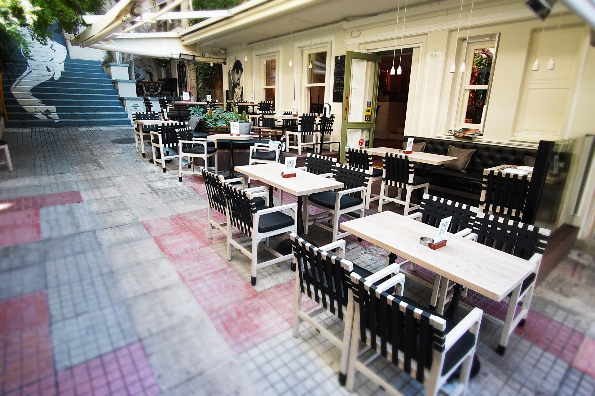 nice n easy Athens Mediterranean Restaurant in Athina, Greece The