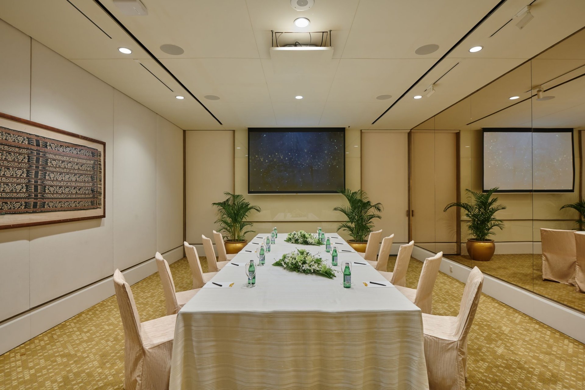 Boardroom At Conrad Singapore Orchard Singapore Singapore Hotel In In Singapore Singapore