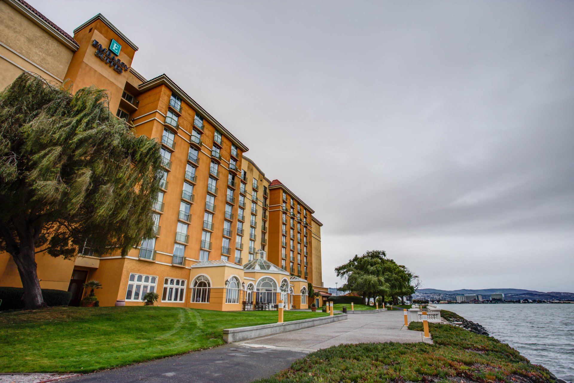 Embassy Suites By Hilton San Francisco Airport Waterfront Hotel In