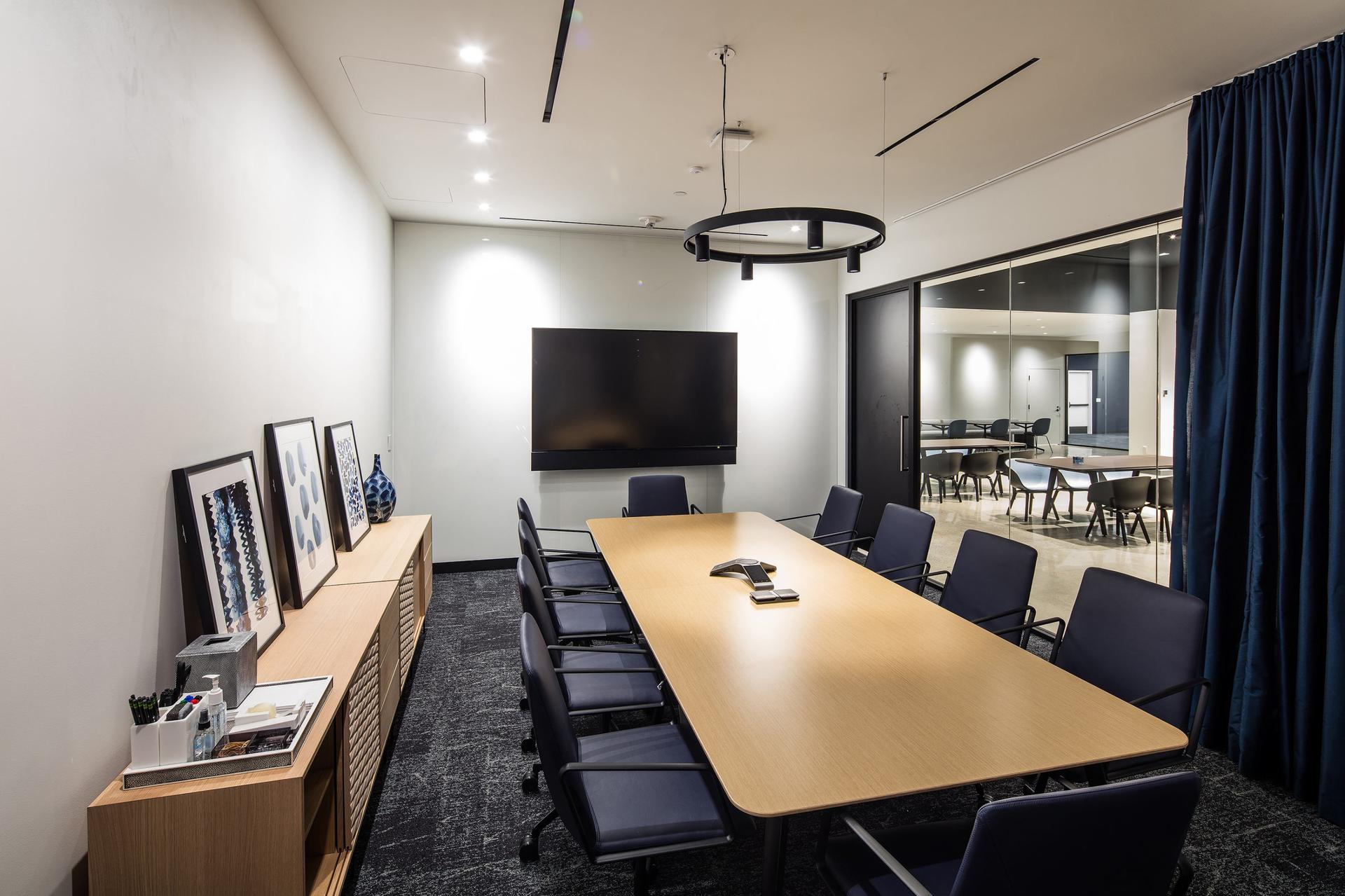 Gilbert Boardroom