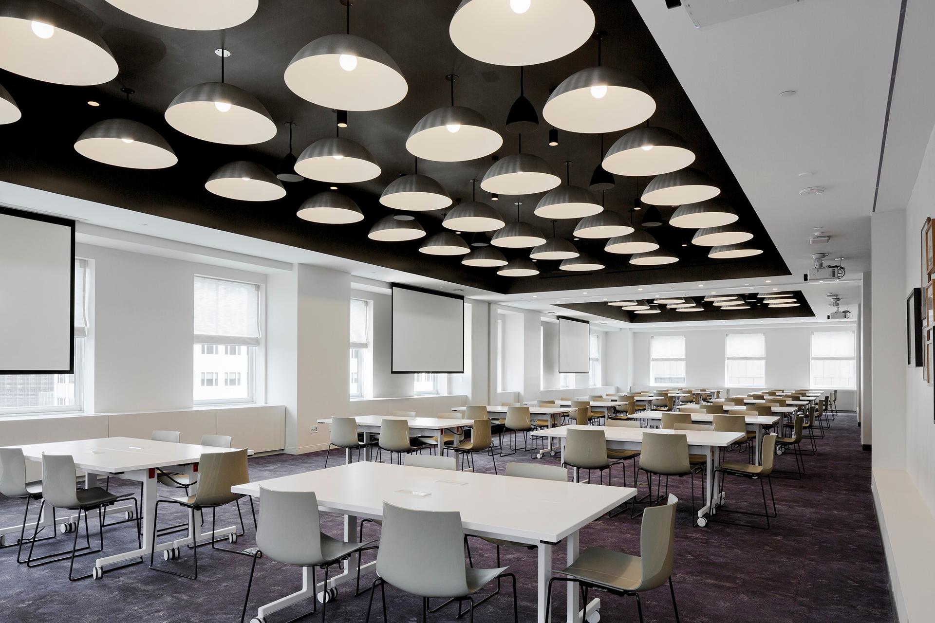 The Hub West