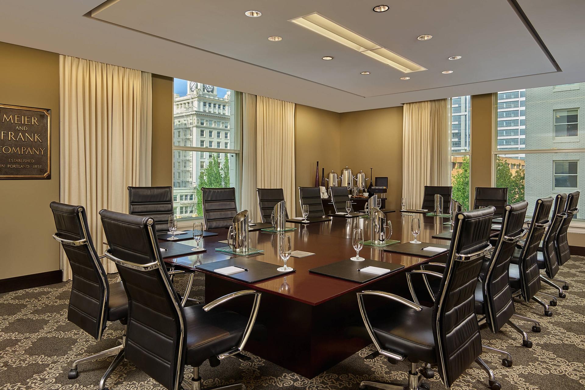 Frank Boardroom