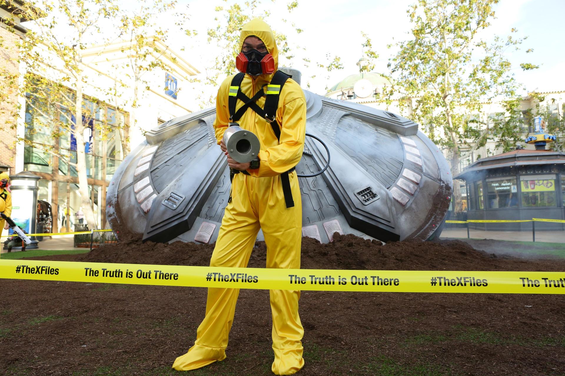 X-Files Pop-Up at the. Grove
