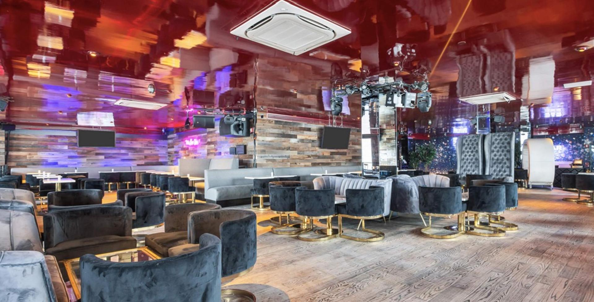 Penthouse Lounge