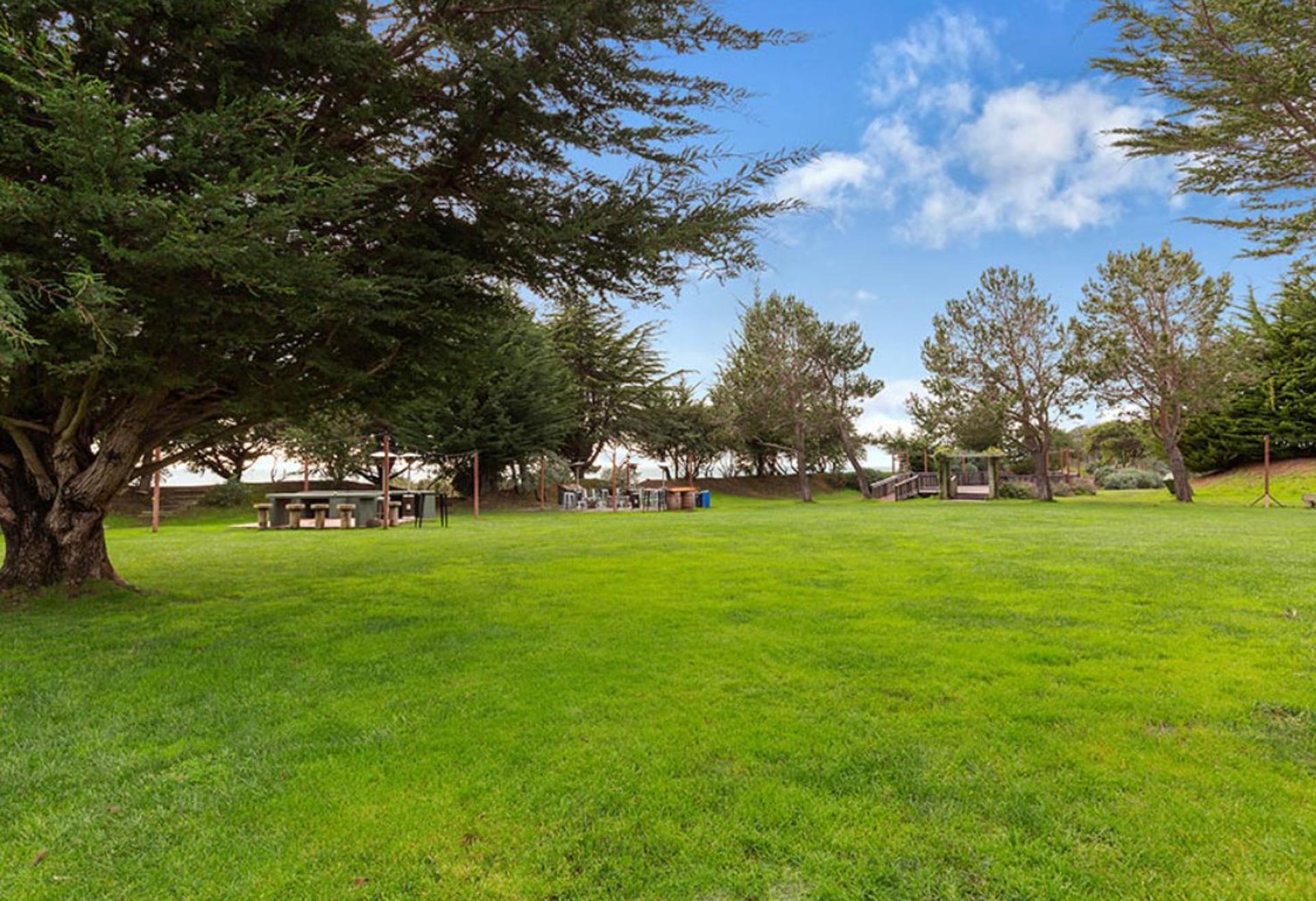 Cascade Lawn & Fire Pit