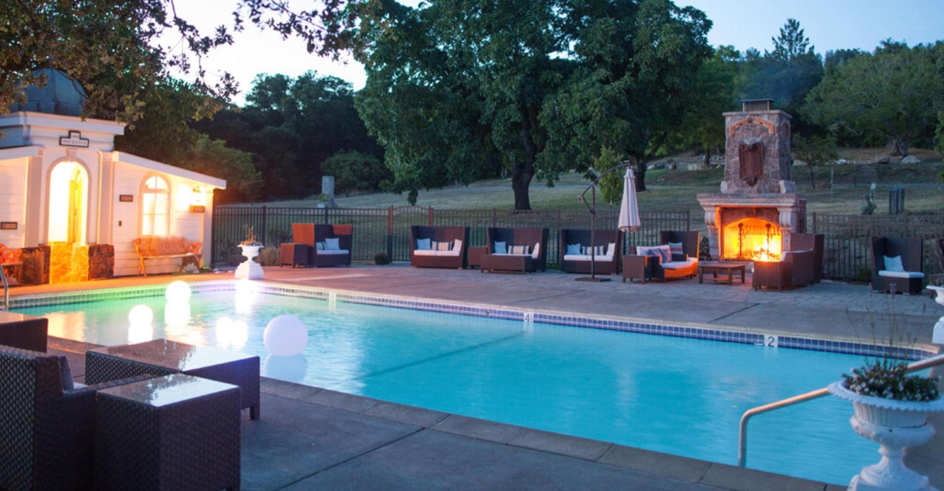 Pool/ Spa