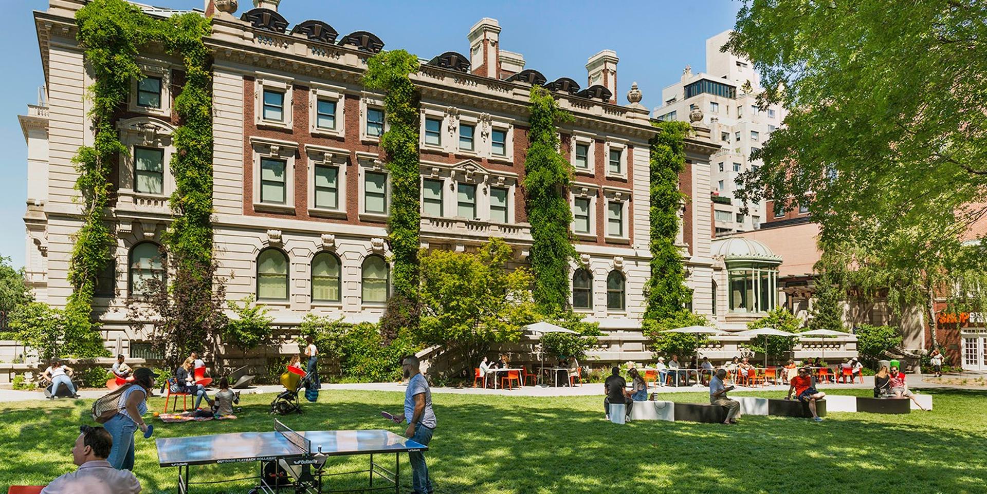 The Arthur Ross Terrace and Garden