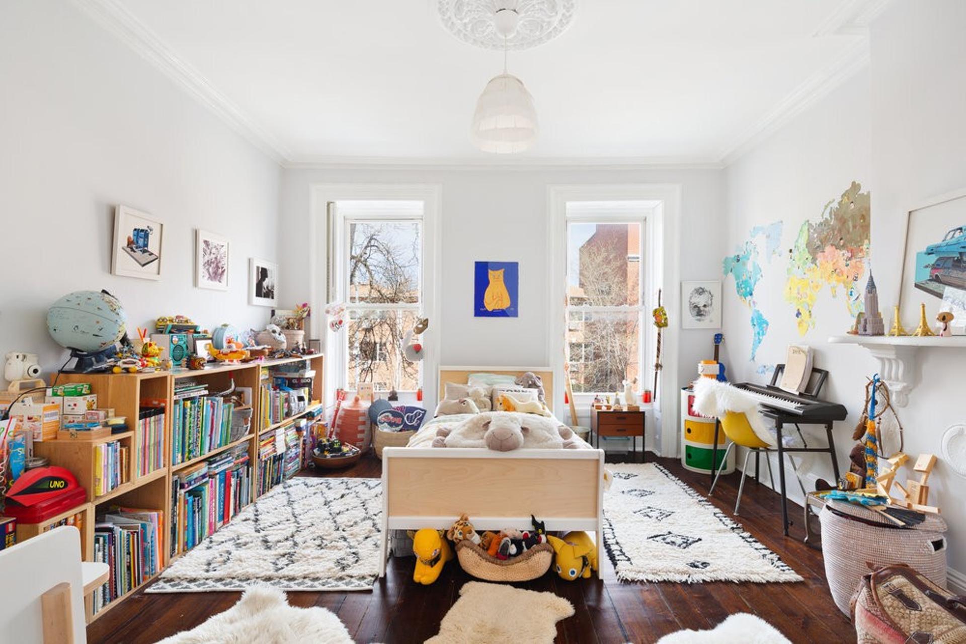 Casa Diamond: Boheme 4-Story Brownstone