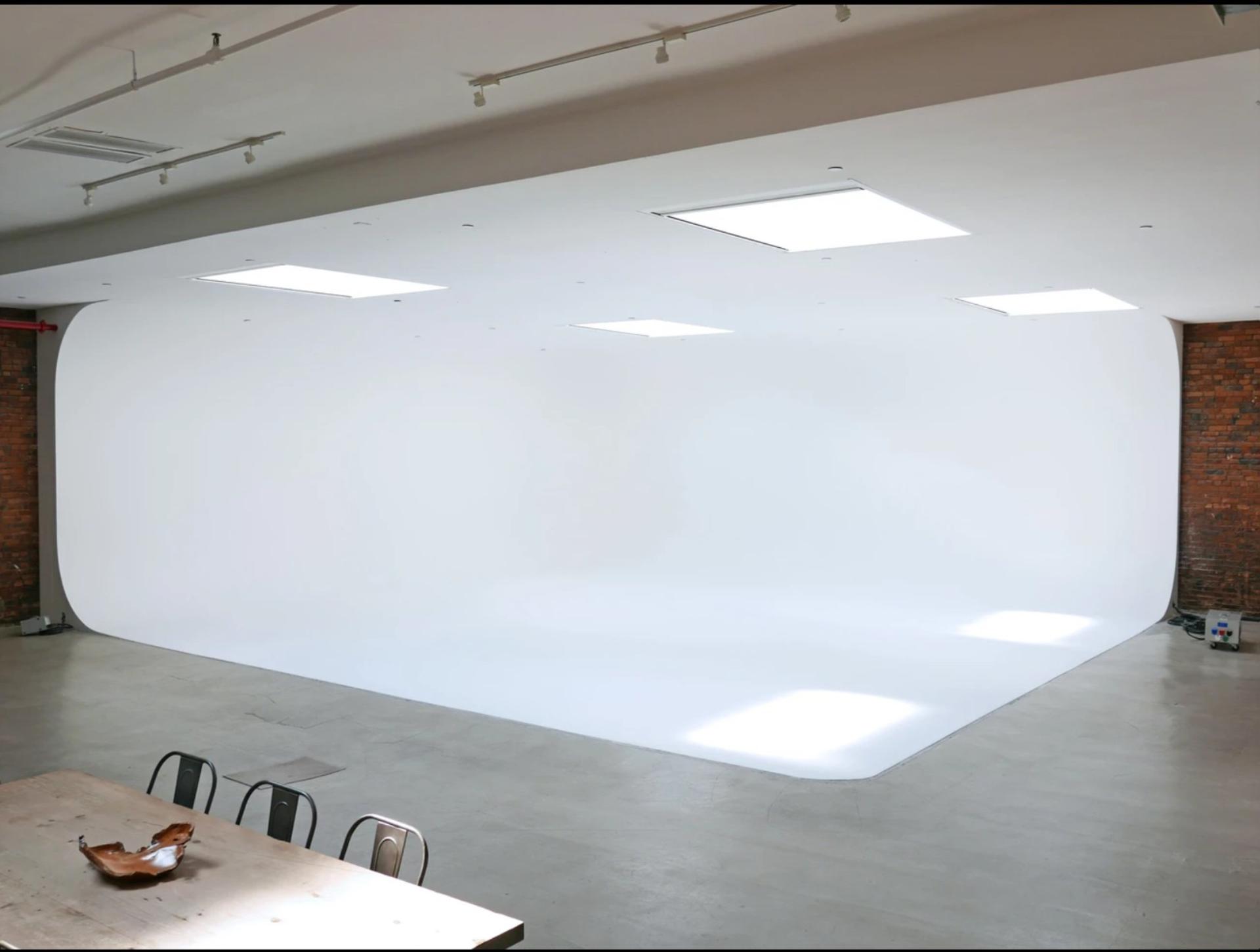 Full Studio