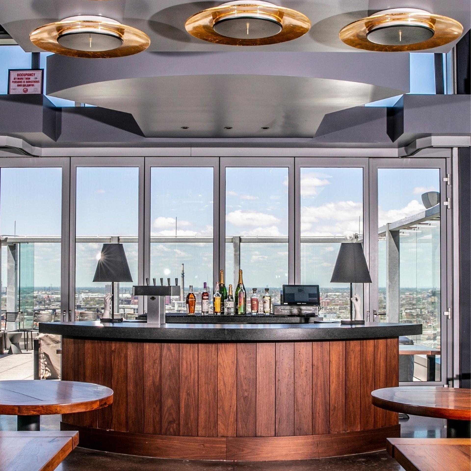 Club Bar