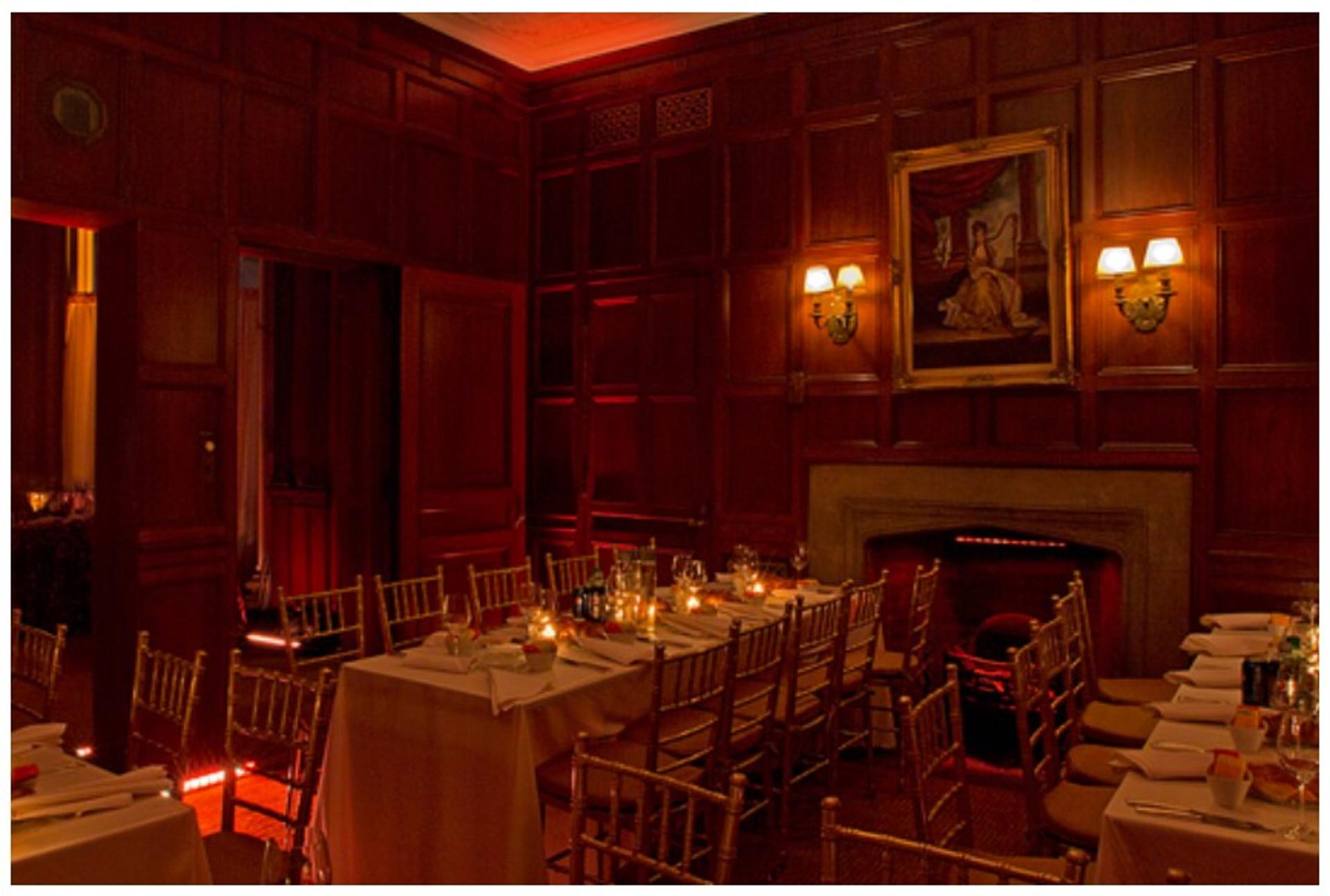 Gotham Mezzanine Green Room
