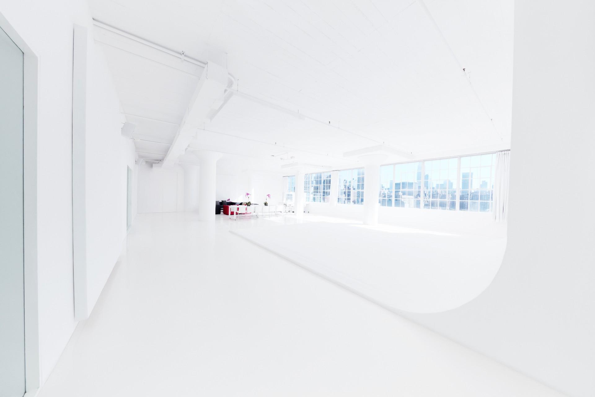 STUDIO 4