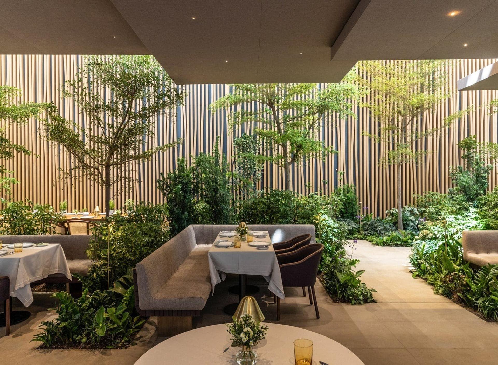 Semi-Private Garden Table