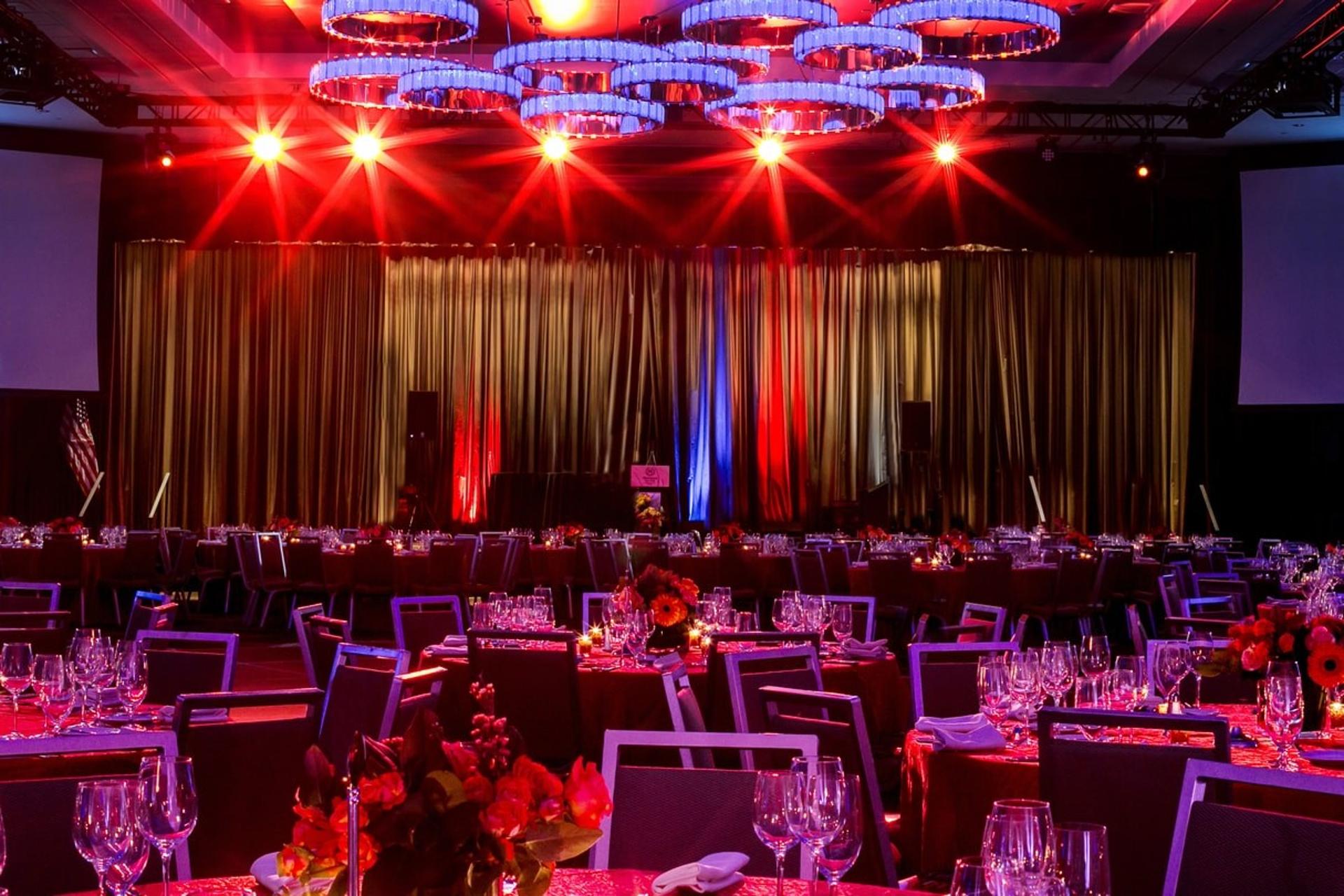 Metropolitan Ballroom East Large