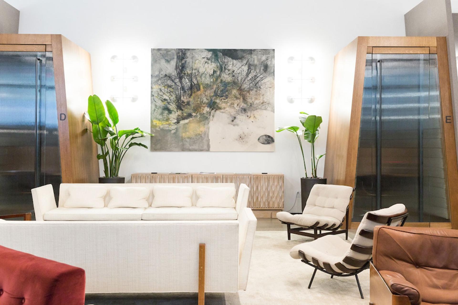 7th Floor Lounge
