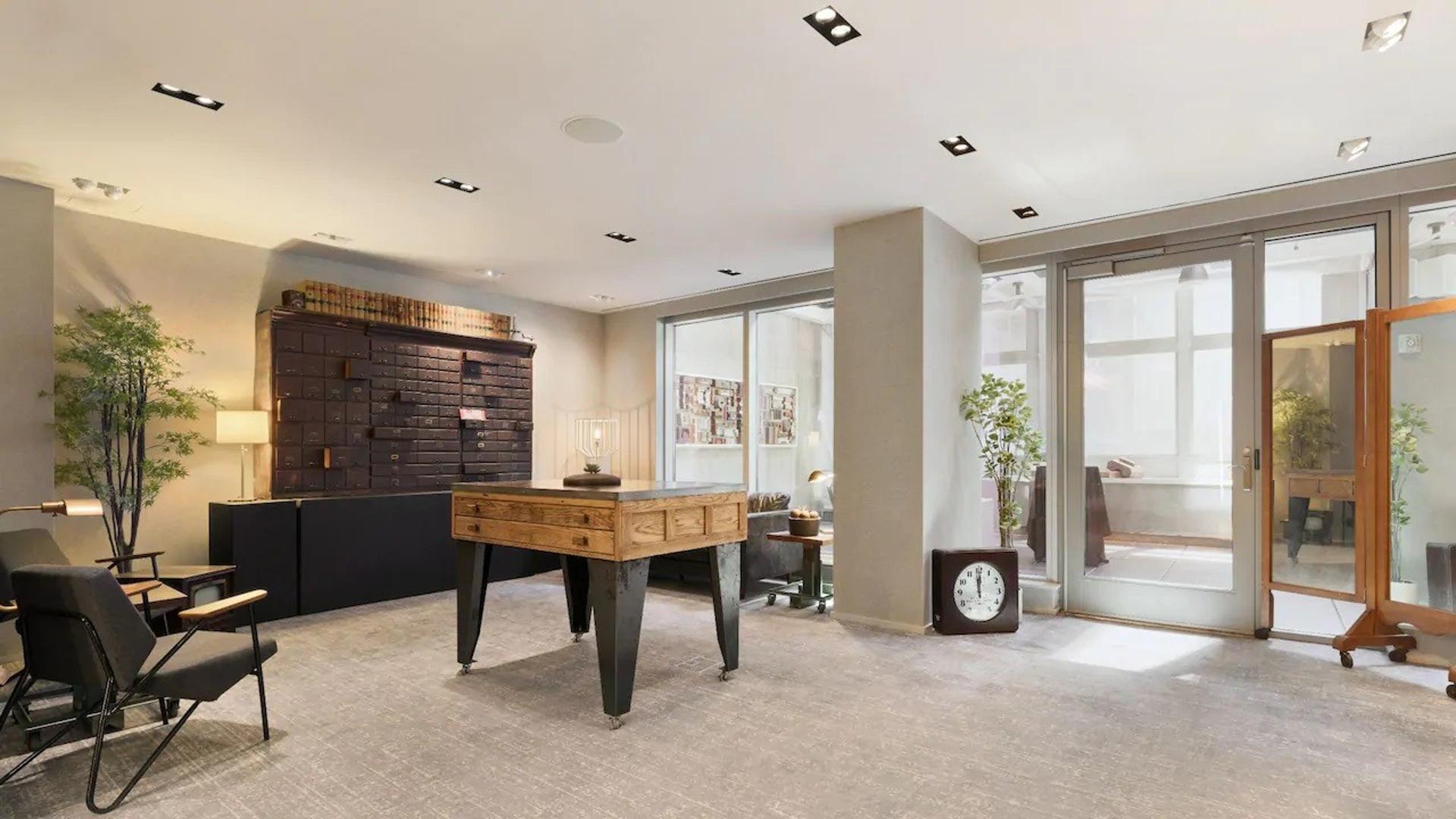 Salon Foyer