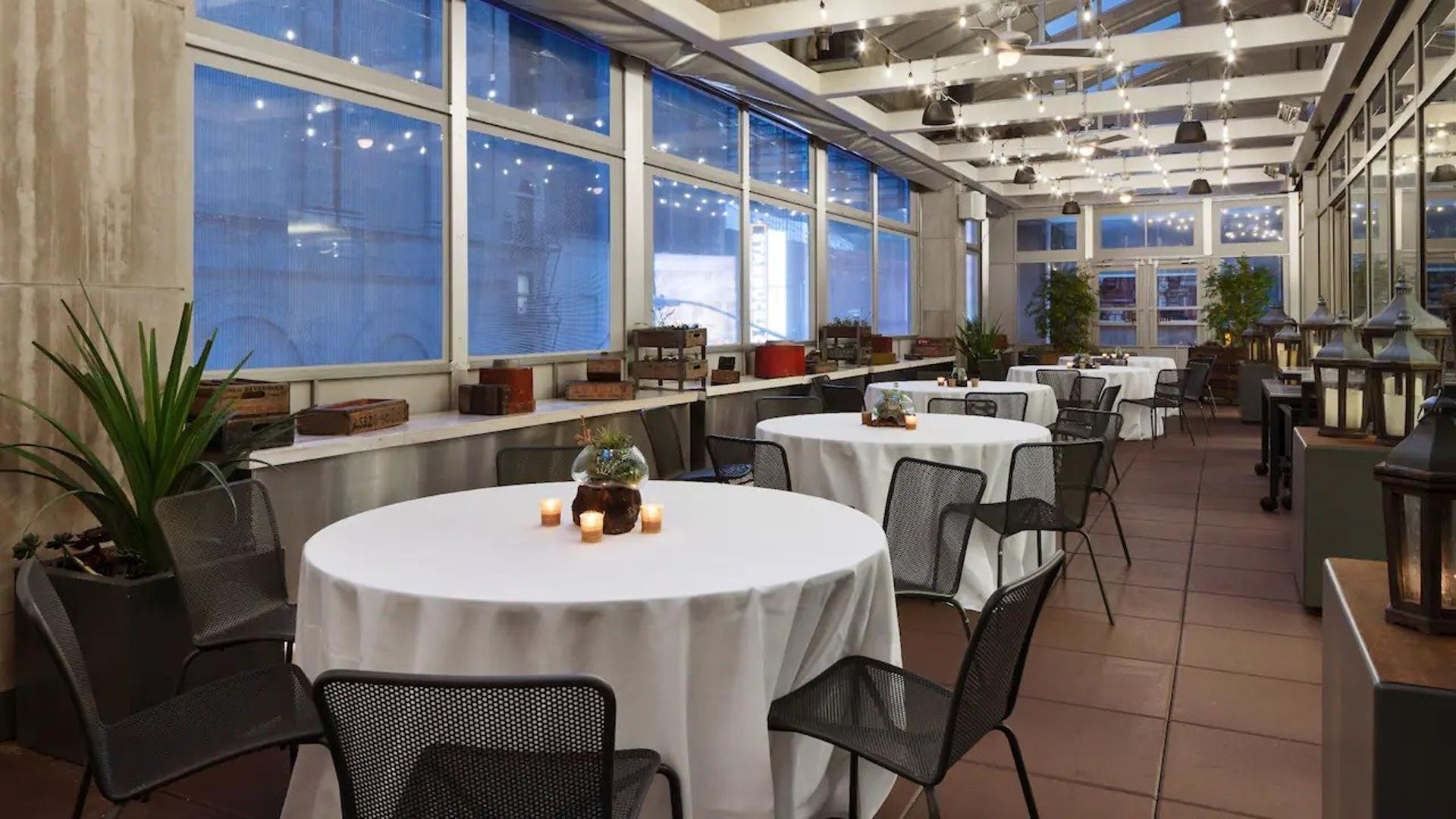 Salon Terrace