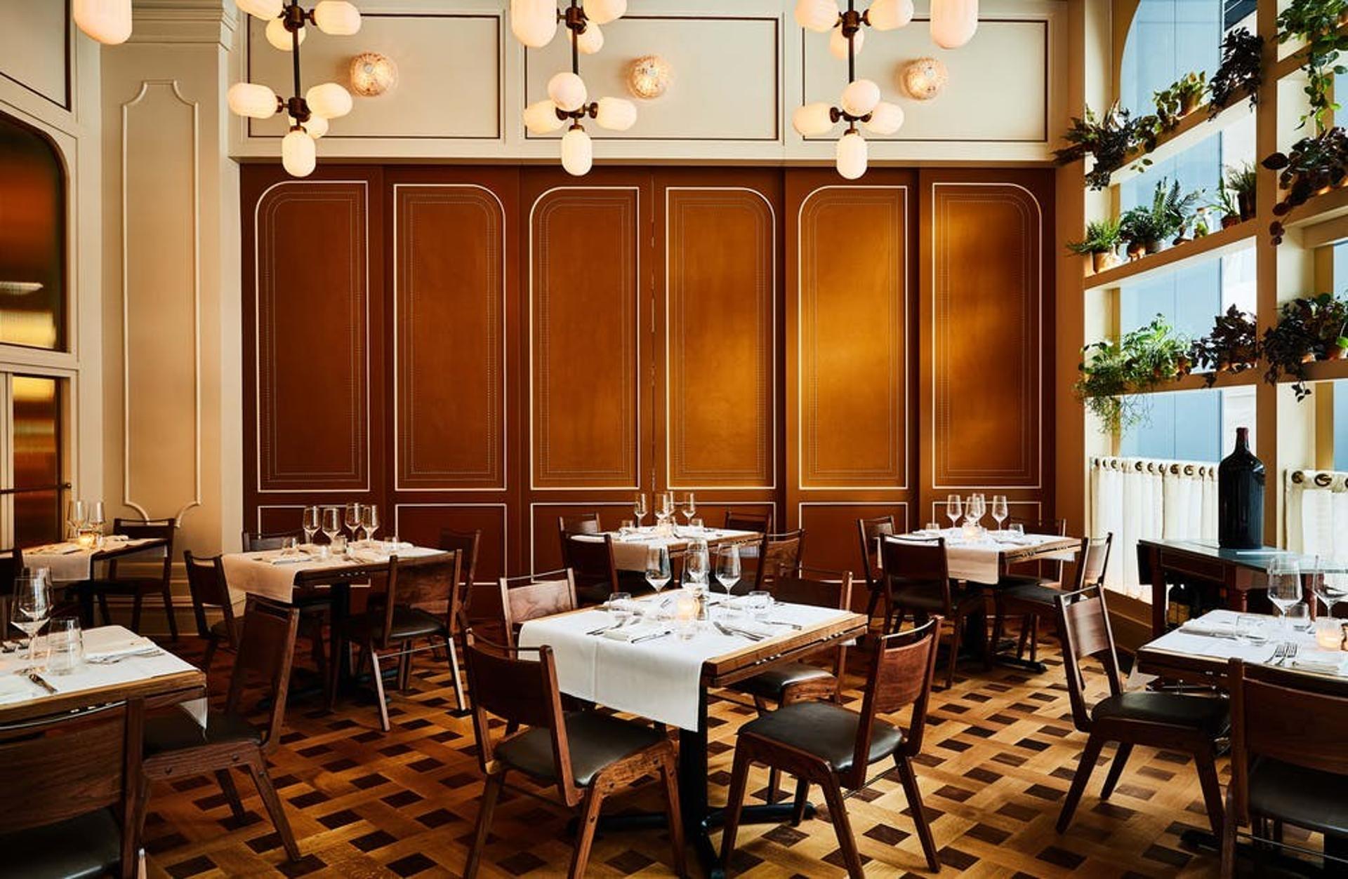 Boulevard Room