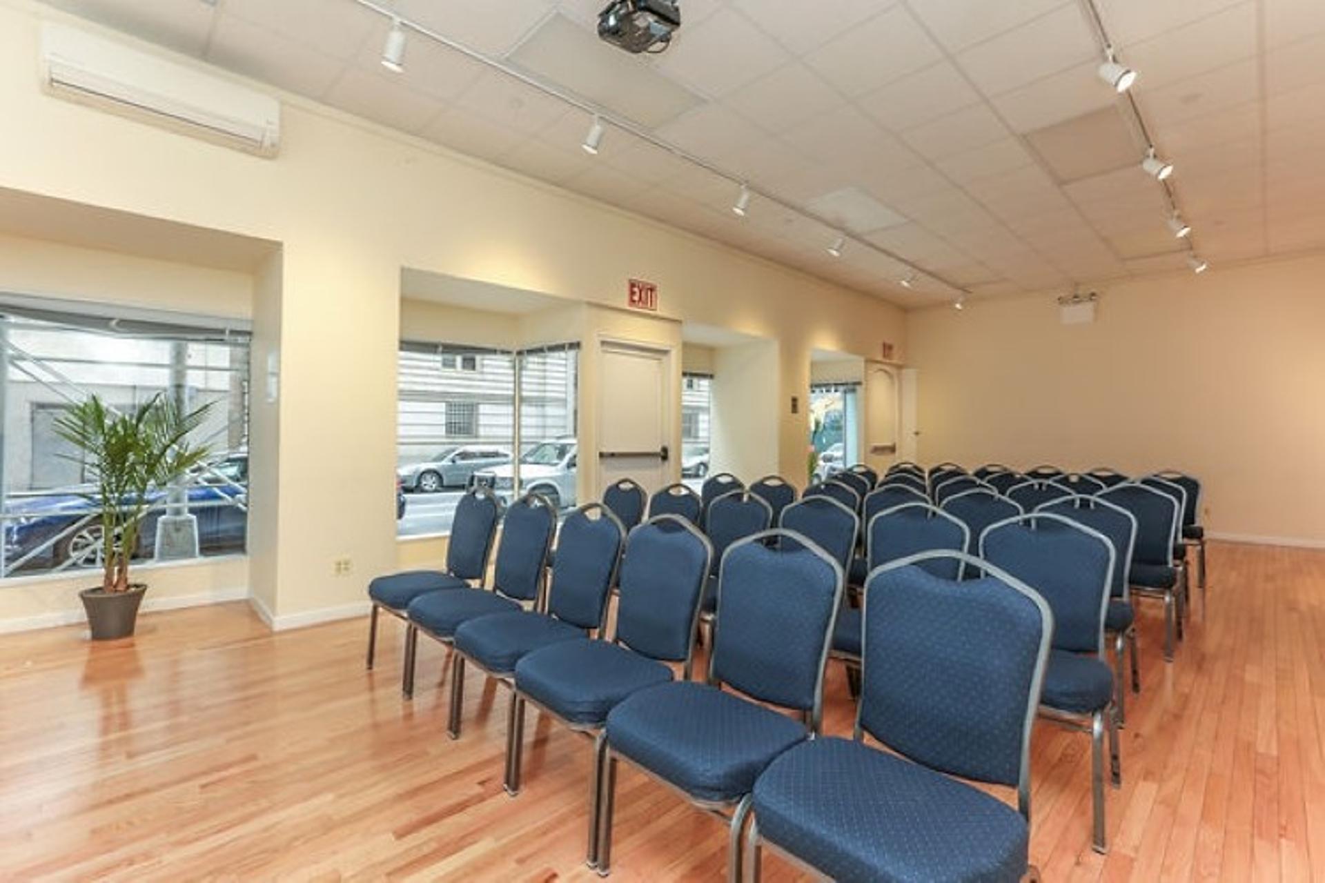 Aqua Room 