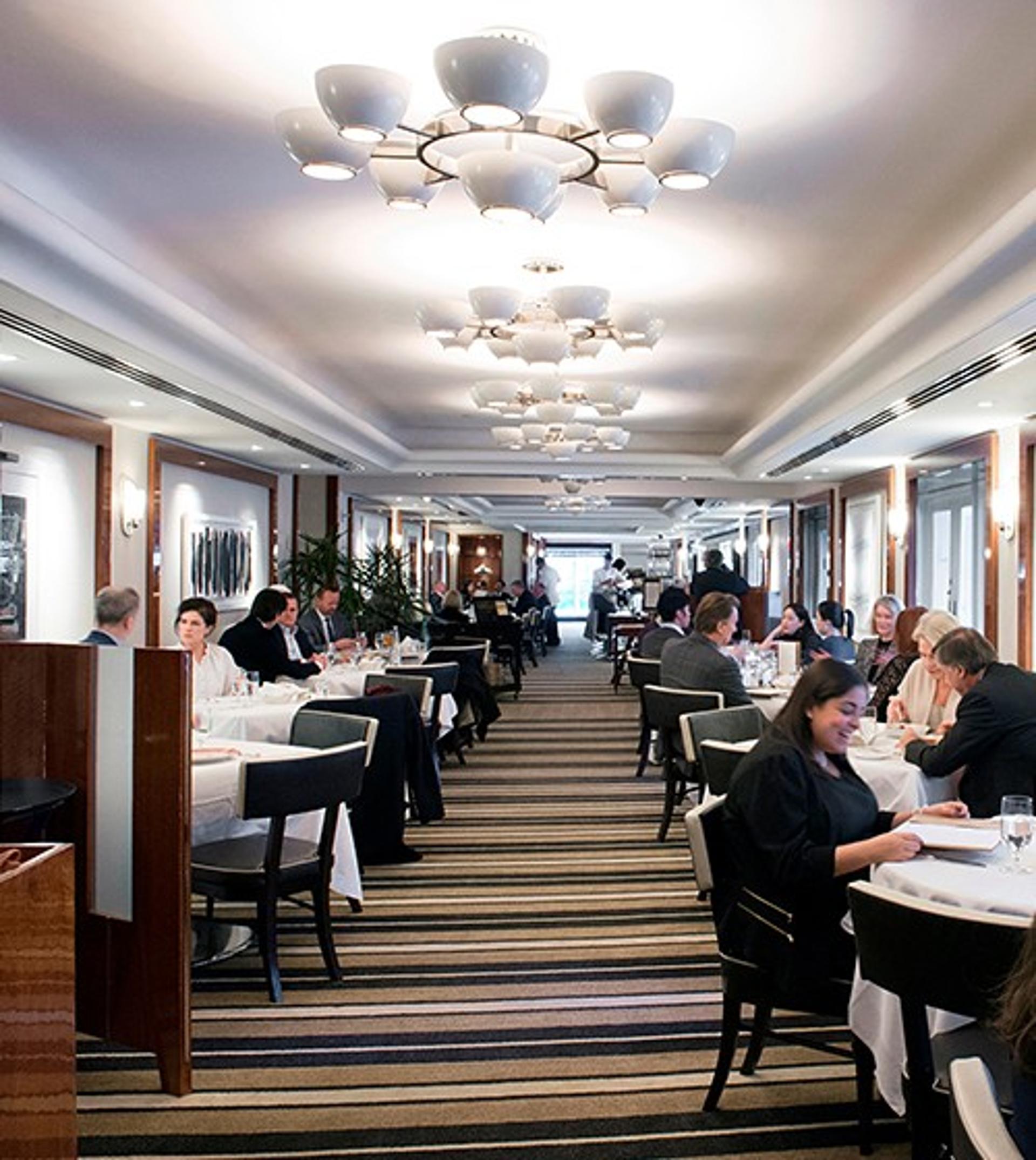 Perrine - Full Dining Room