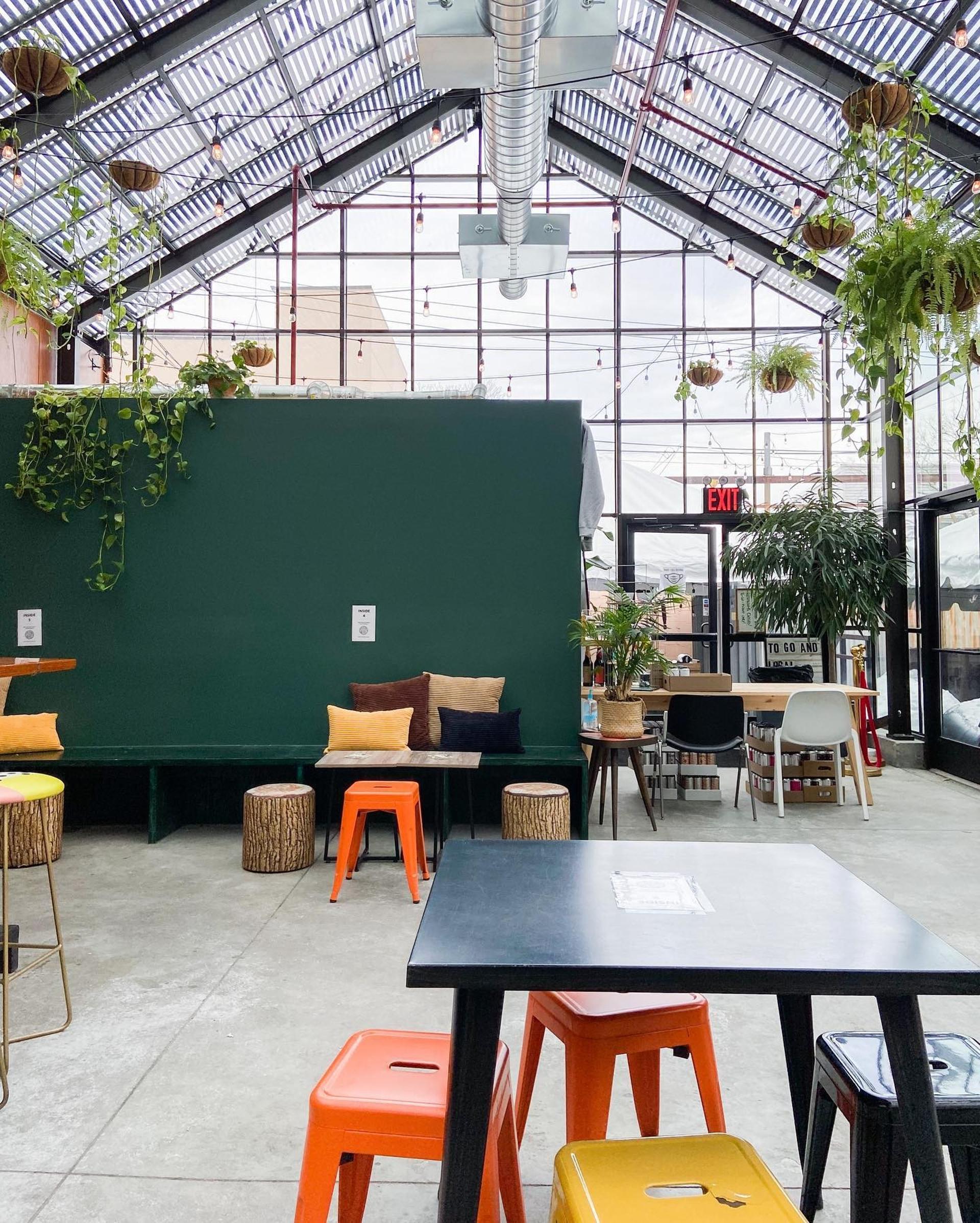 Nova Lounge