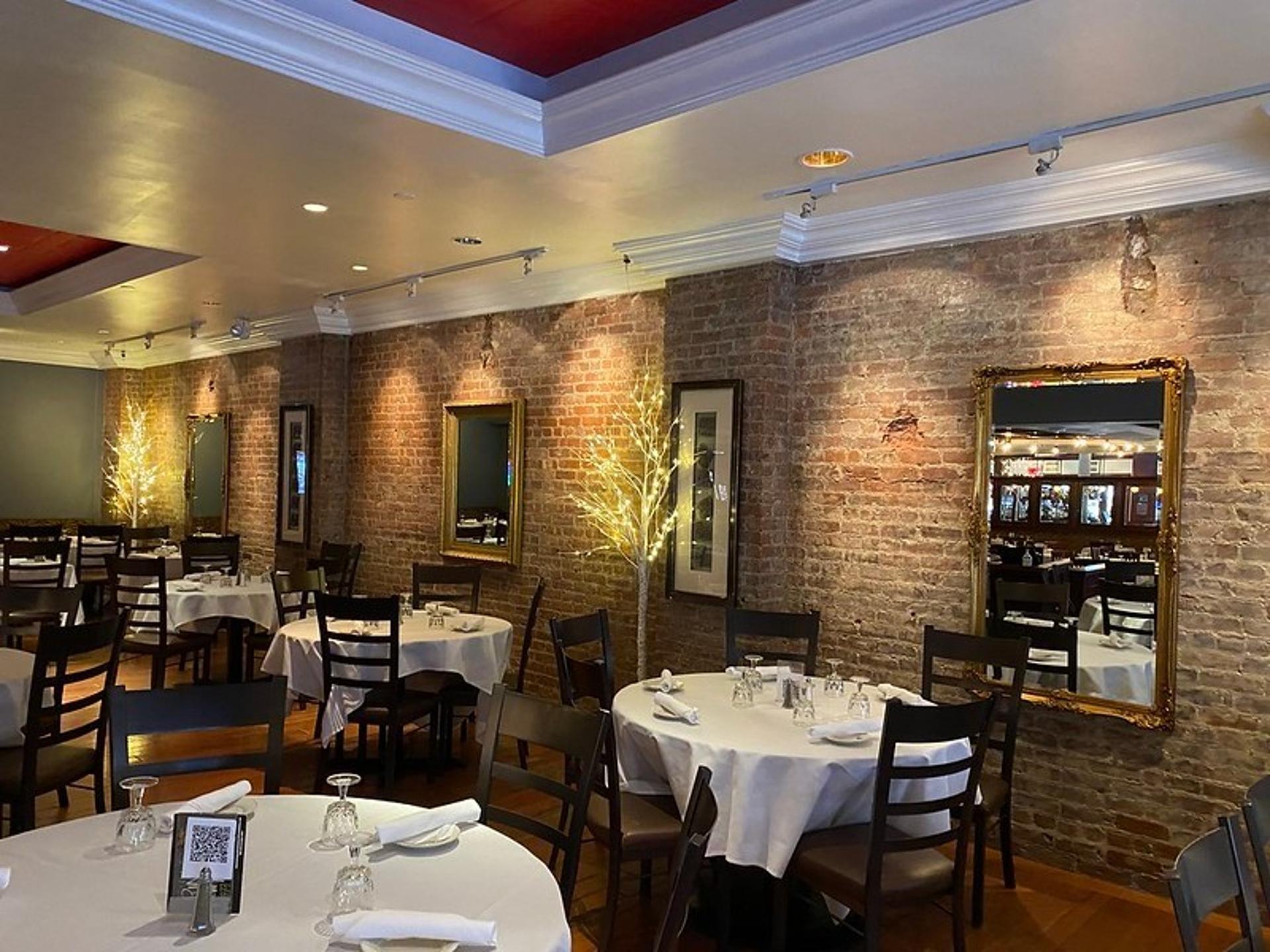 Broadway Room