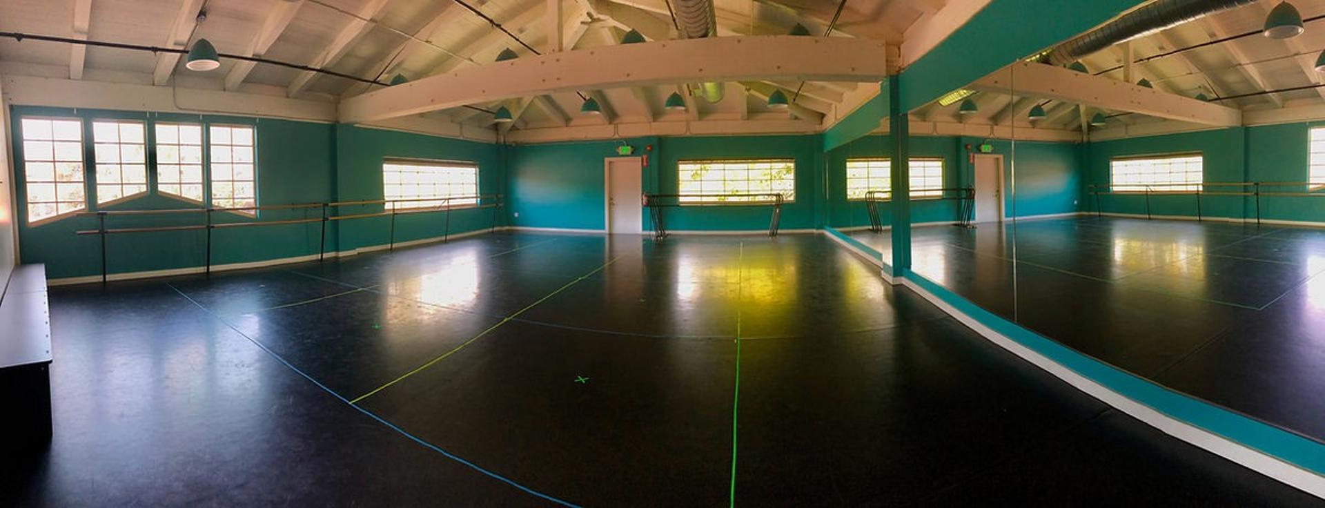 Studio 6