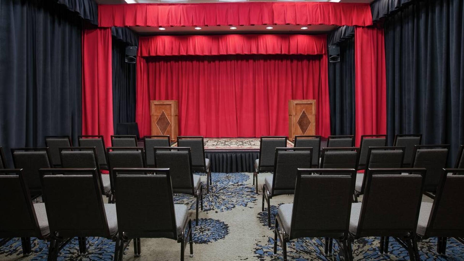 Salon II