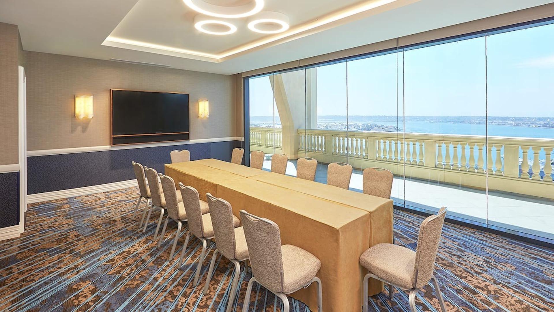Cowles Mt. (33rd Floor Meeting Space)