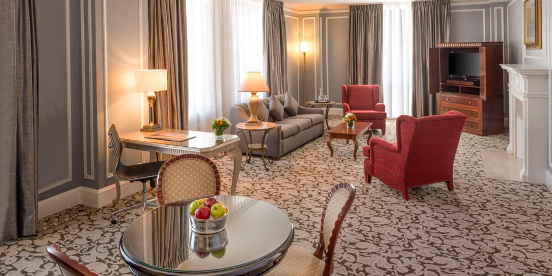 Entertainment Suites