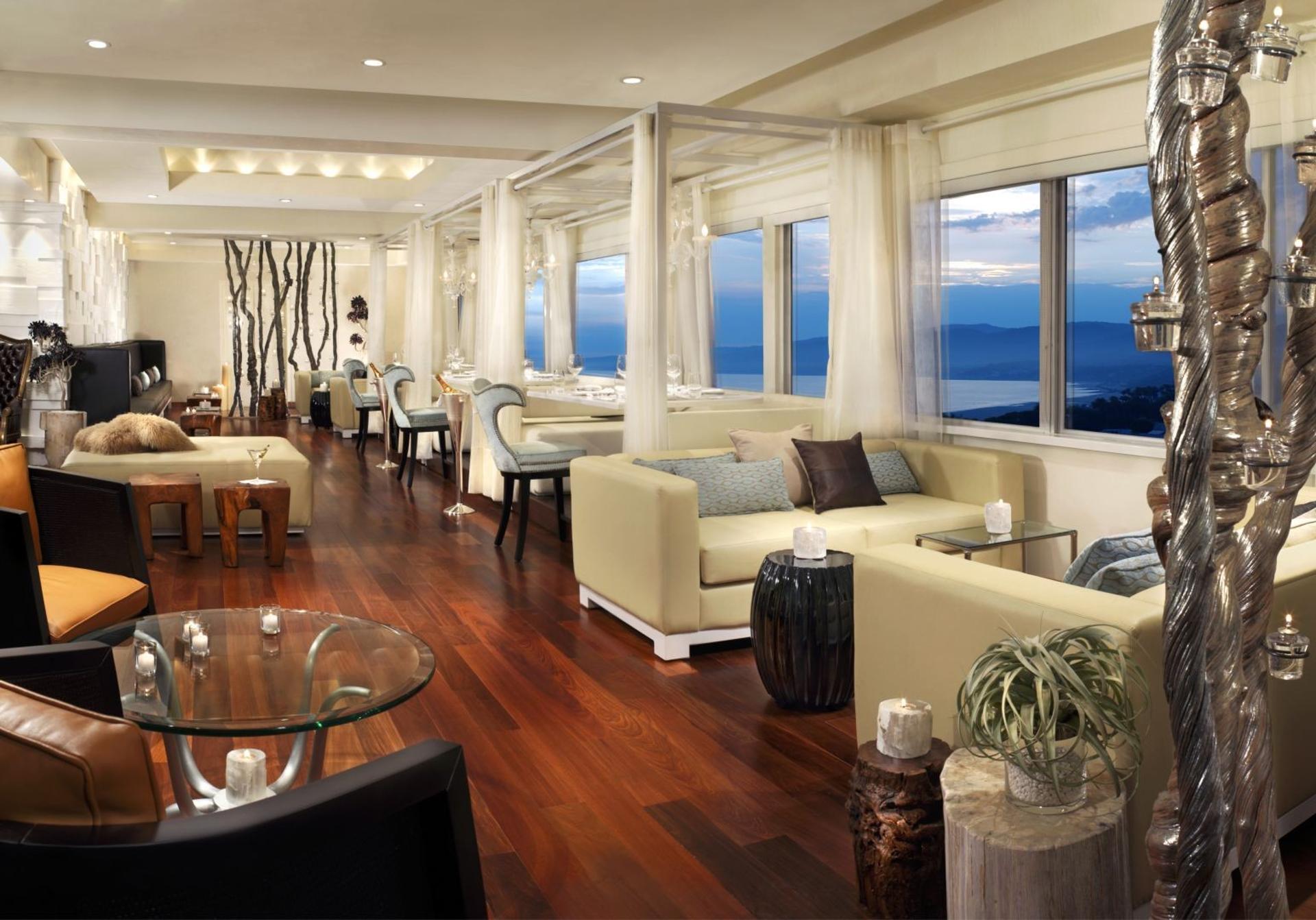 The Sunset Lounge