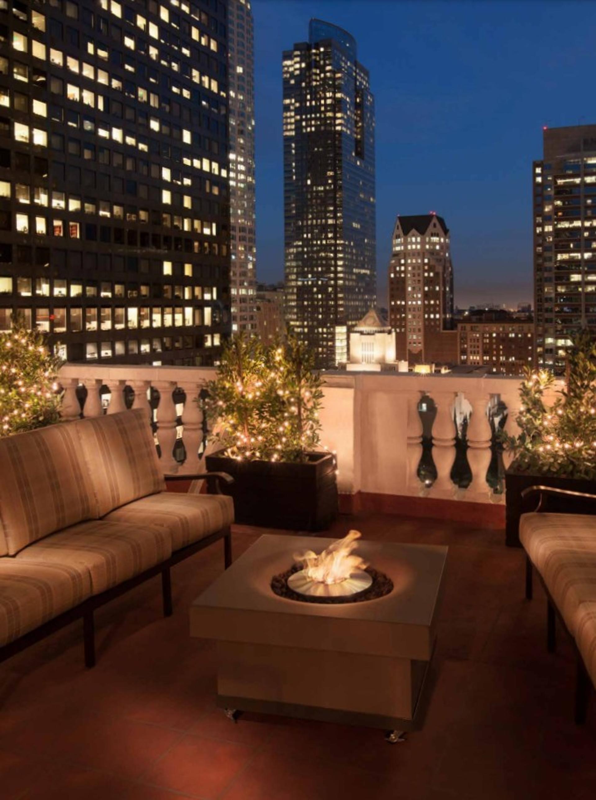 Skybar & South Roof Deck