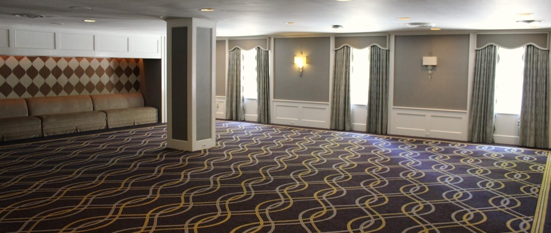 Grand Ballroom Lounge 