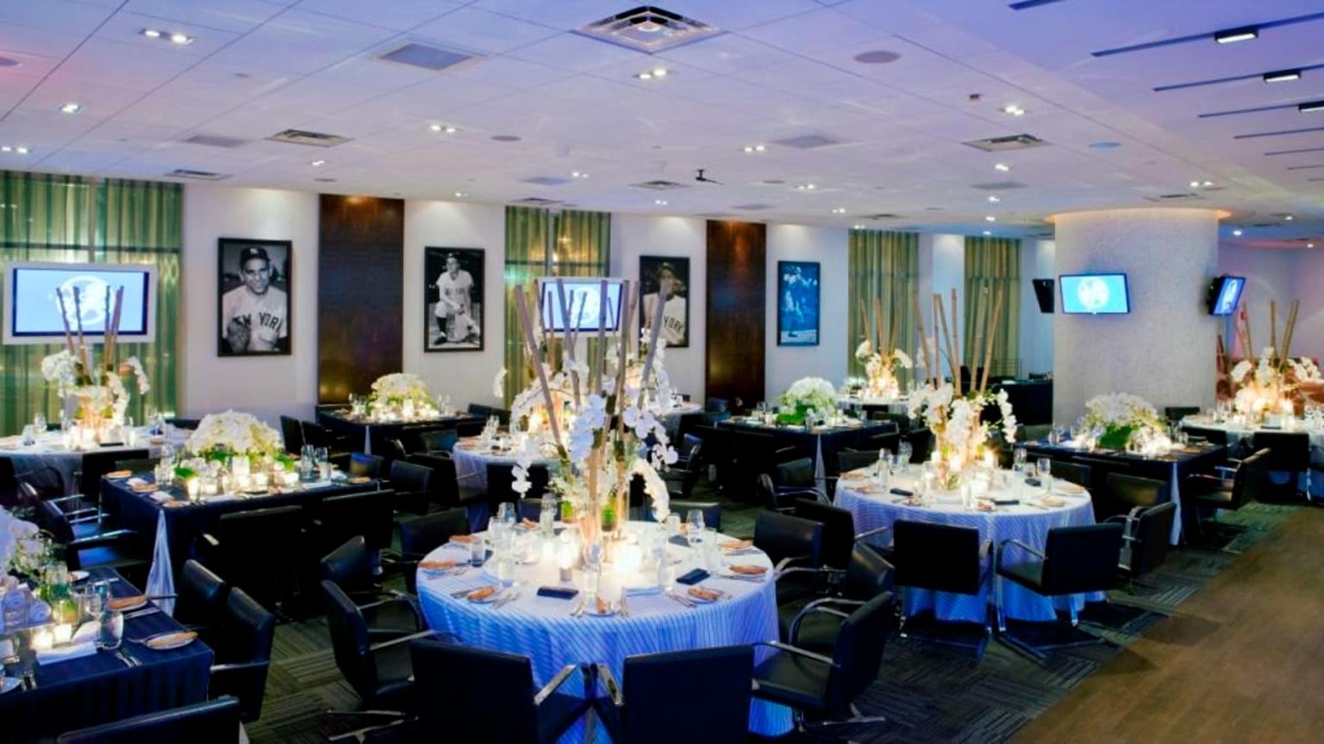Legends Suite Club (100 Level)