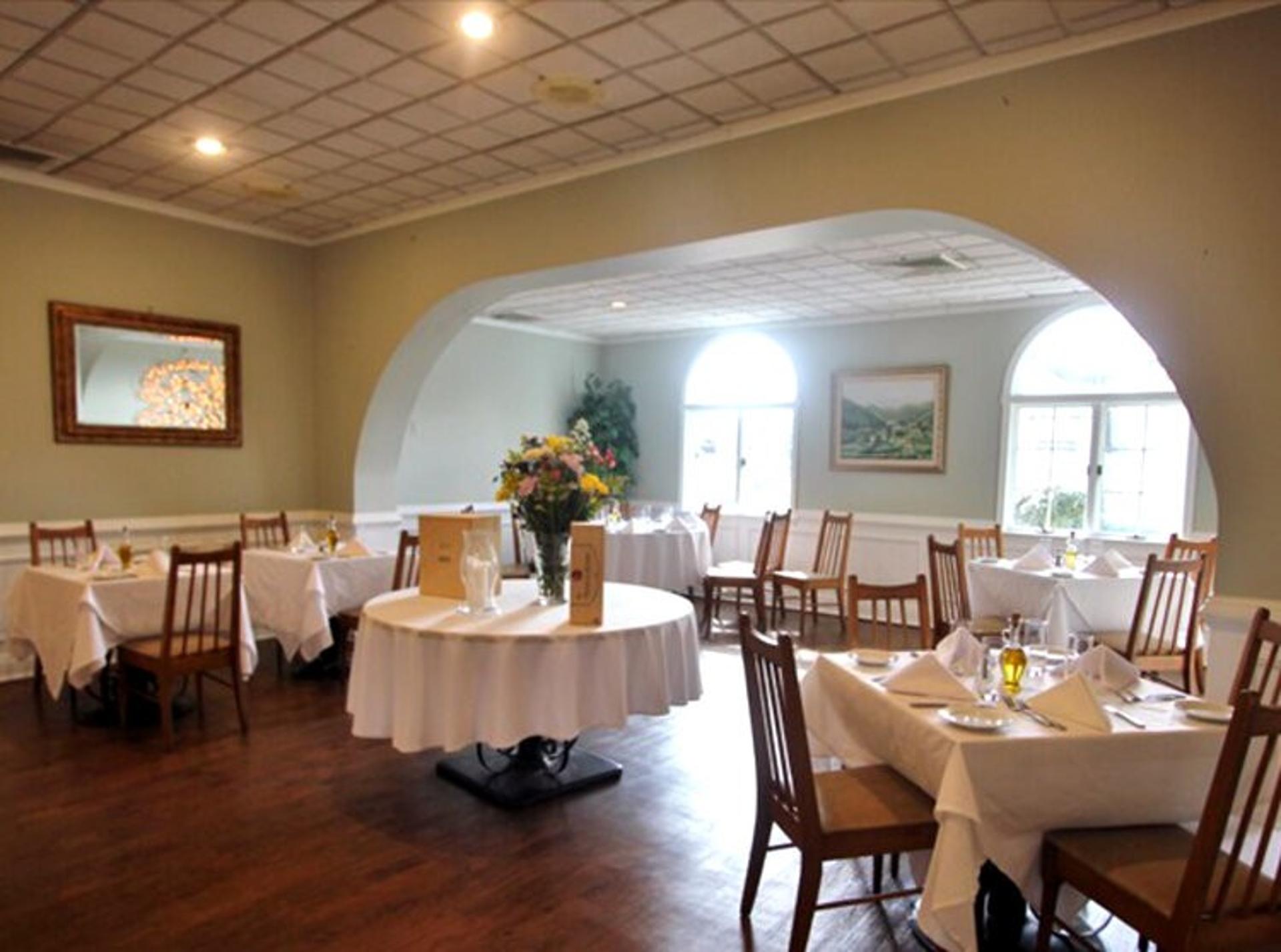 Tuscan Room